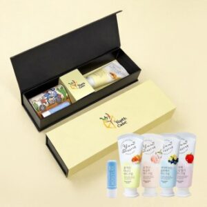 과일나라핸드크림 60ml 립밤 세트 2종+자석싸바리 굿즈세트 과일나라핸드크림 60ml 립밤 세트 2종+자석싸바리 굿즈세트